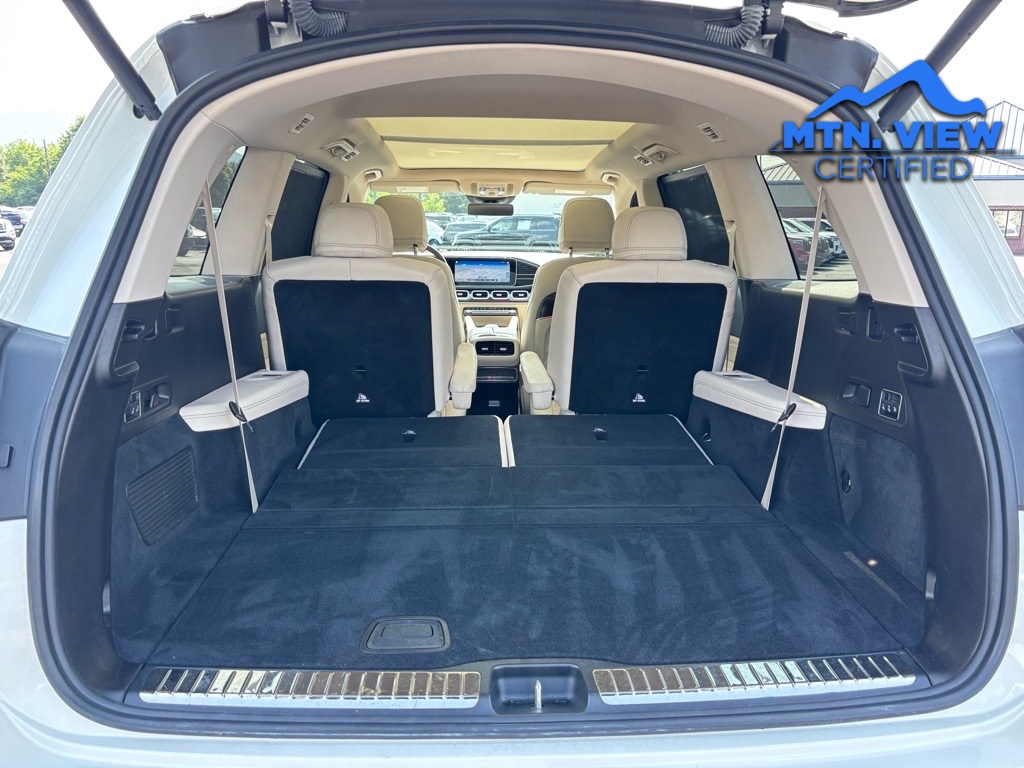 Vehicle image 22 of 32