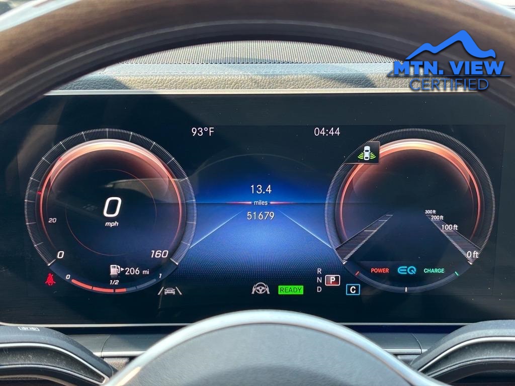 Vehicle image 11 of 32