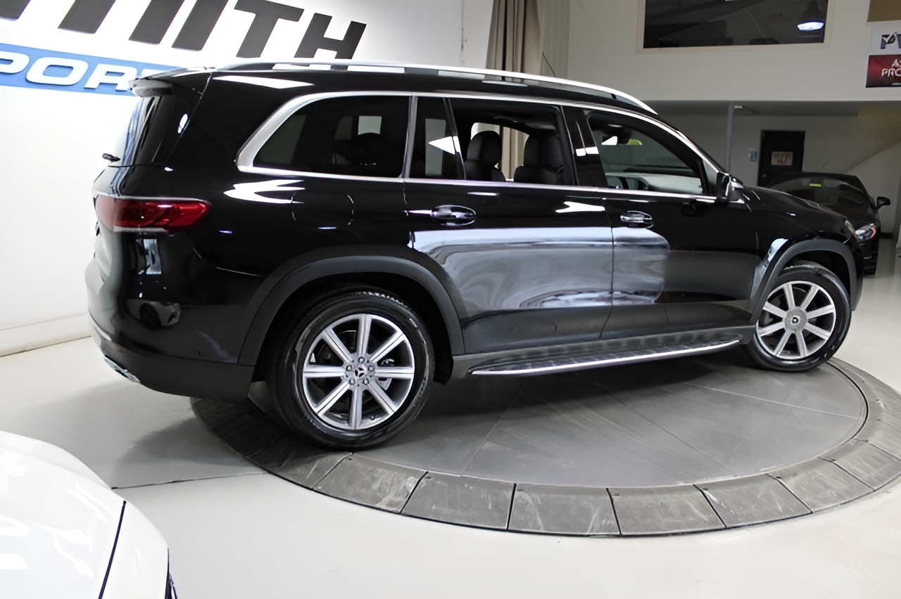 Vehicle image 55 of 59