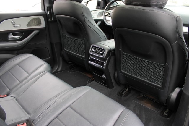 Vehicle image 21 of 59