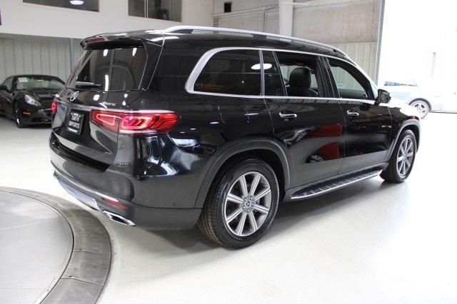 Vehicle image 8 of 59