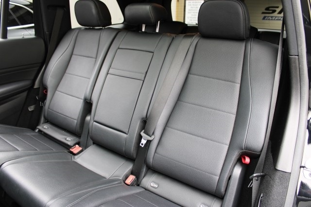 Vehicle image 20 of 59