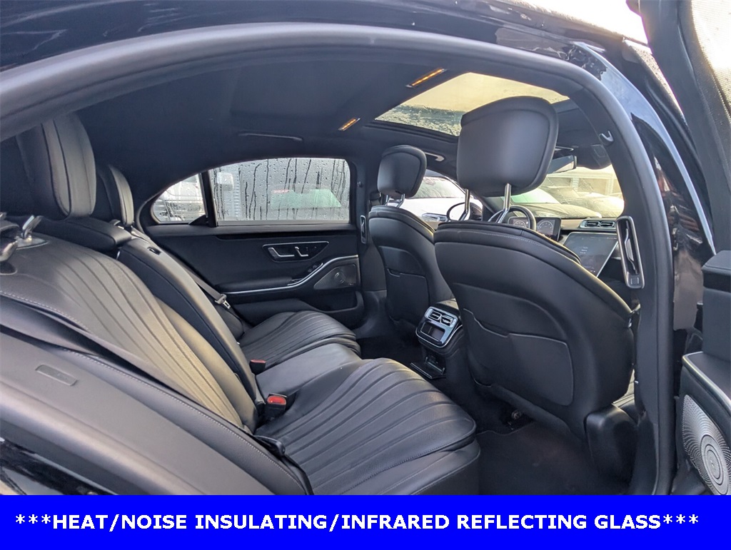 Vehicle image 10 of 24