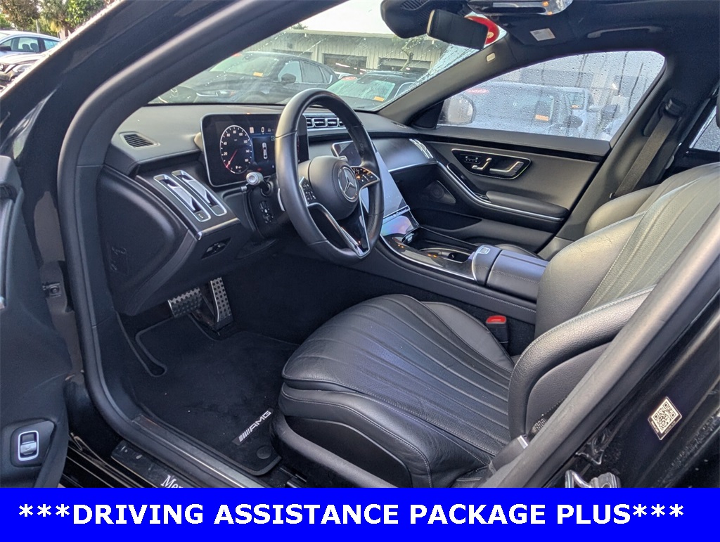 Vehicle image 22 of 24