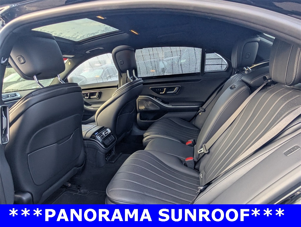 Vehicle image 23 of 24