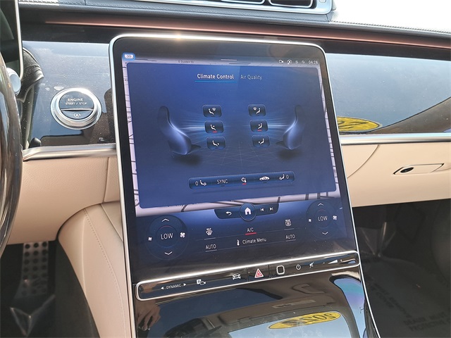 Vehicle image 21 of 30