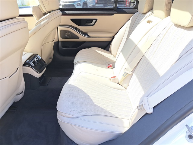 Vehicle image 11 of 30