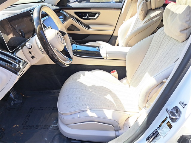 Vehicle image 27 of 30