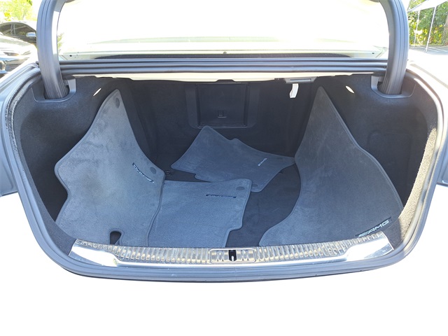 Vehicle image 8 of 30