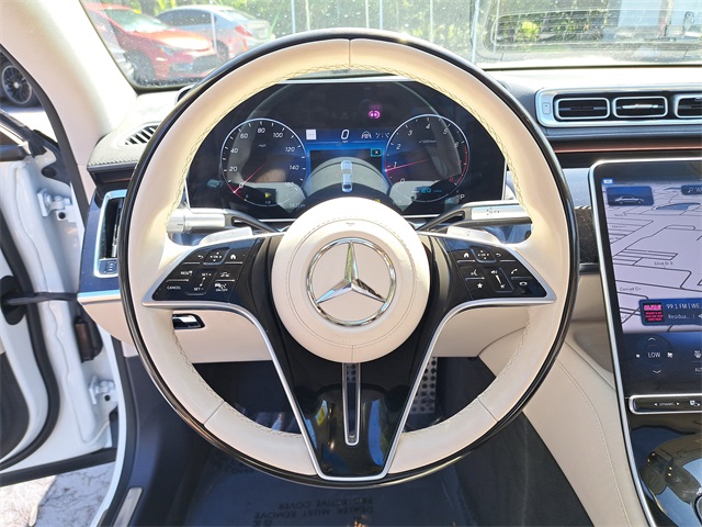 Vehicle image 26 of 30