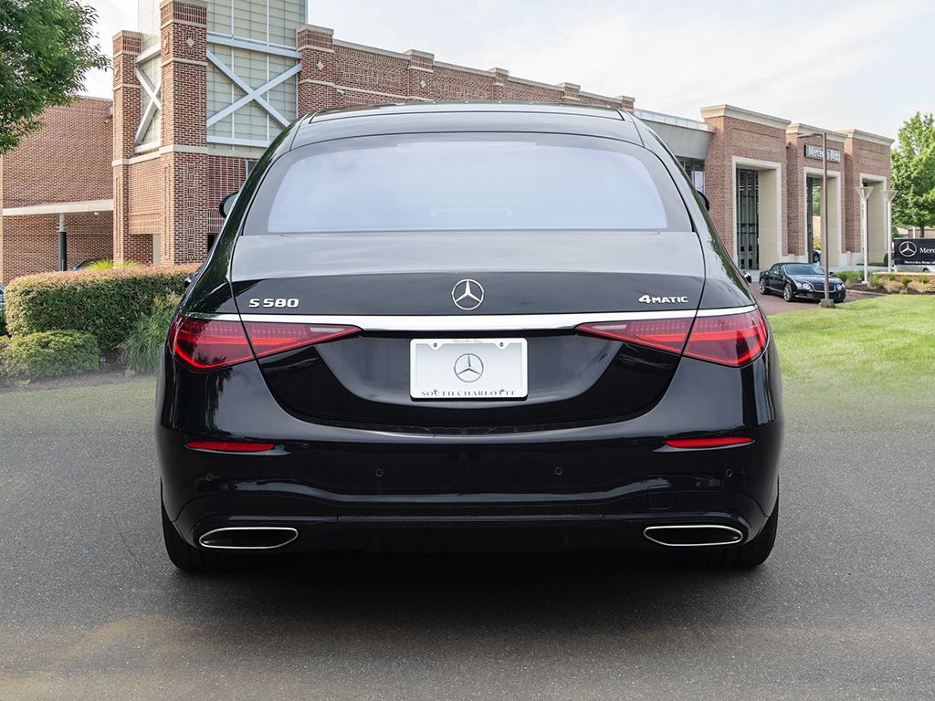 Vehicle image 6 of 13