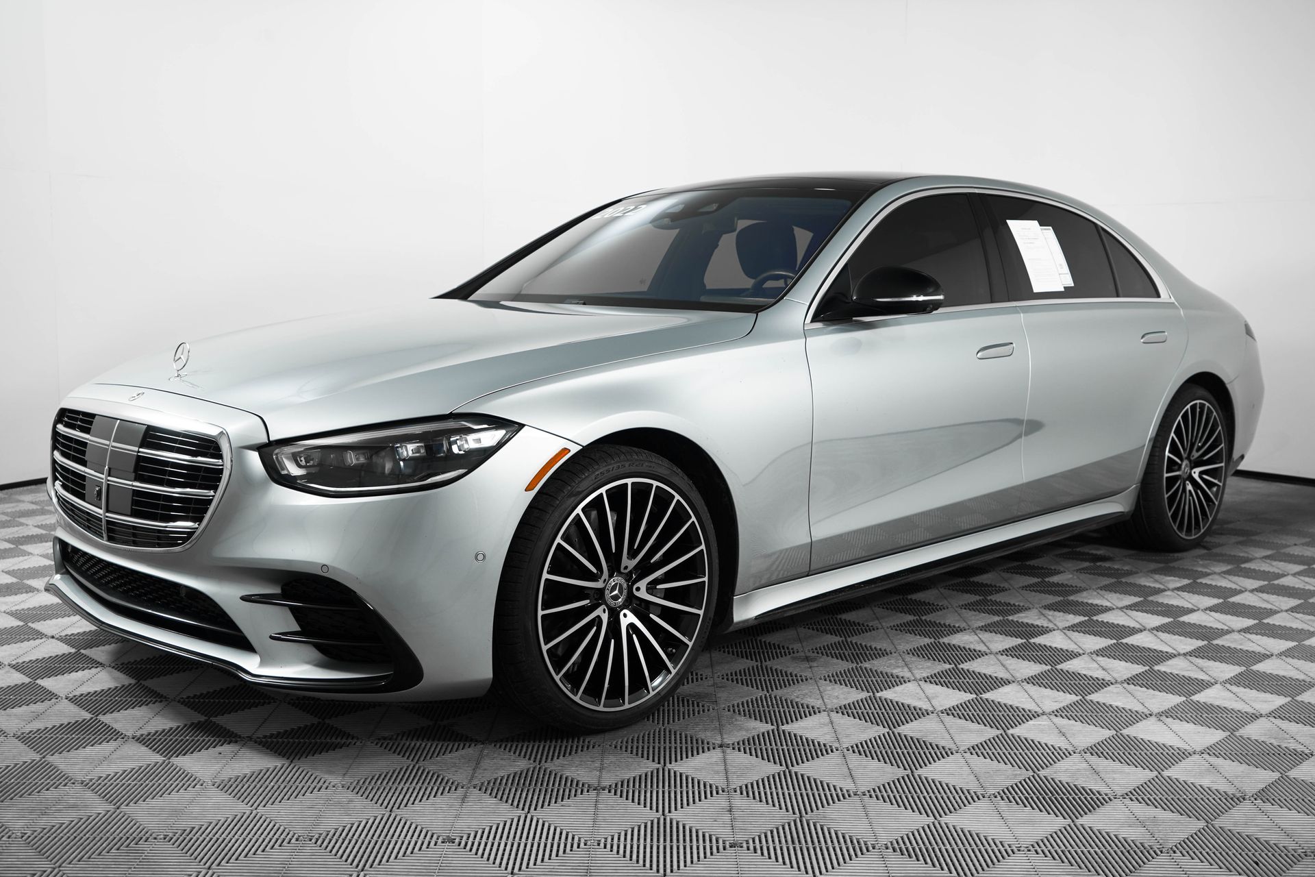 Vehicle image 1 of 40