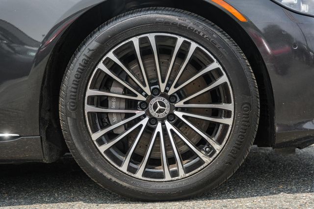 Vehicle image 19 of 46