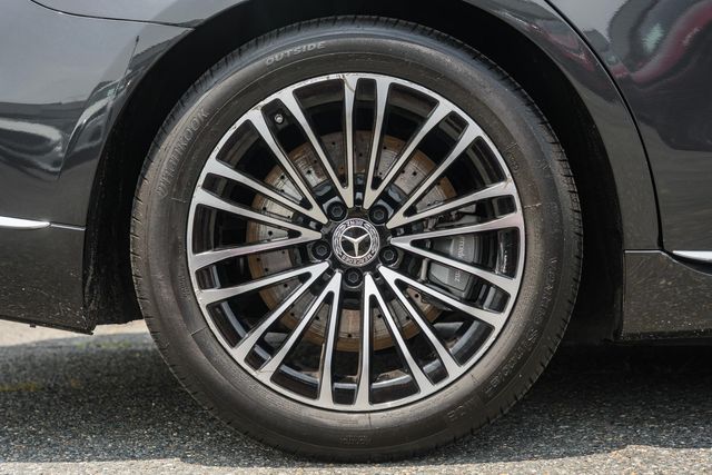 Vehicle image 20 of 46