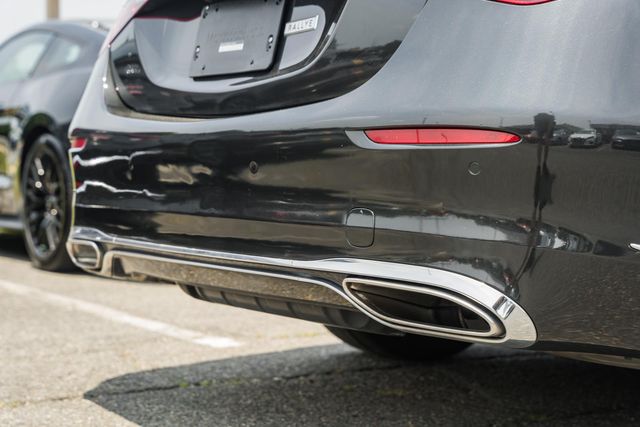 Vehicle image 9 of 46
