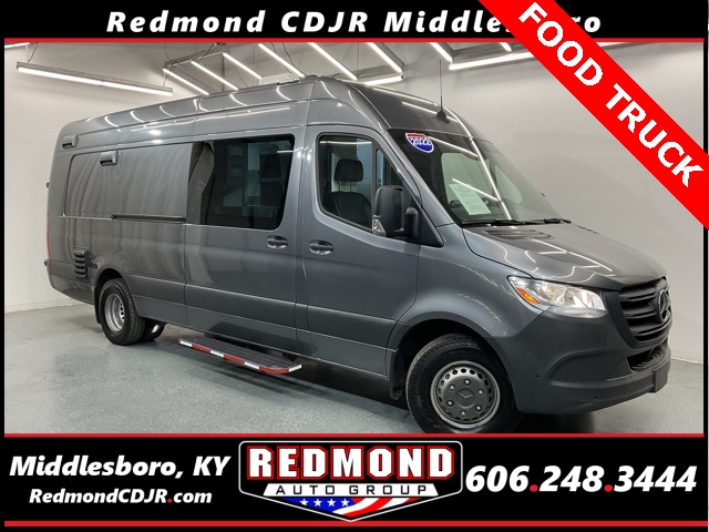 Vehicle image 4 of 42