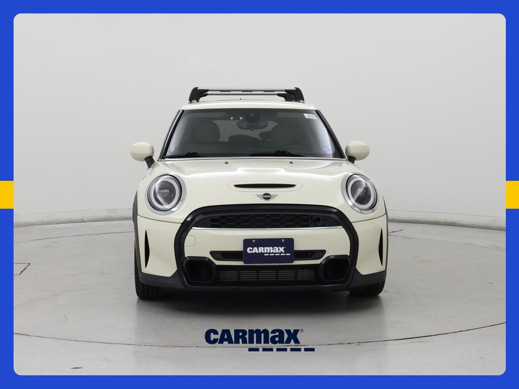 2022 MINI Cooper Hardtop S Image 2 of 24