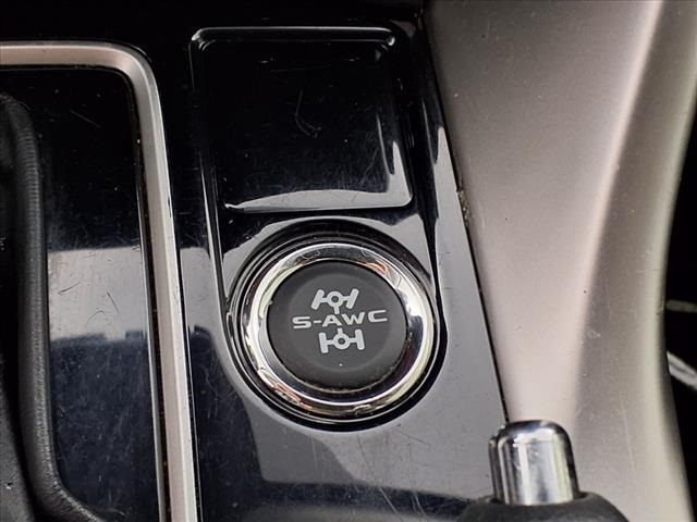 Vehicle image 22 of 29