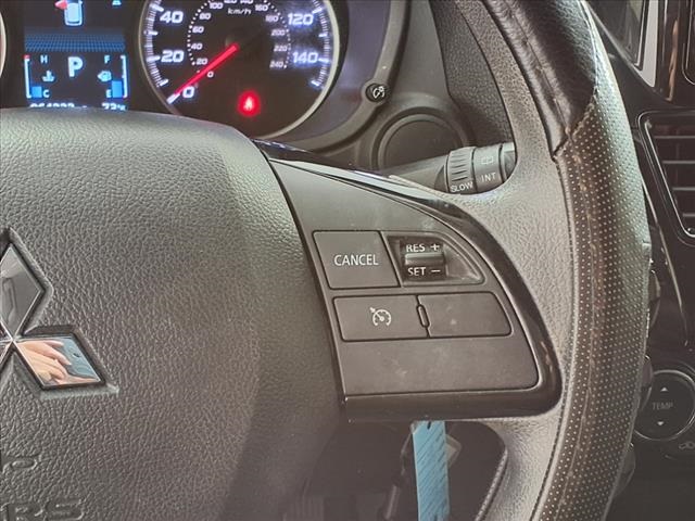 Vehicle image 25 of 29