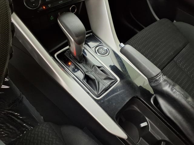 Vehicle image 19 of 29