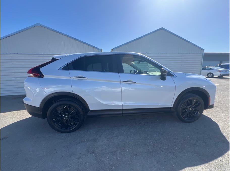 Vehicle image 5 of 25