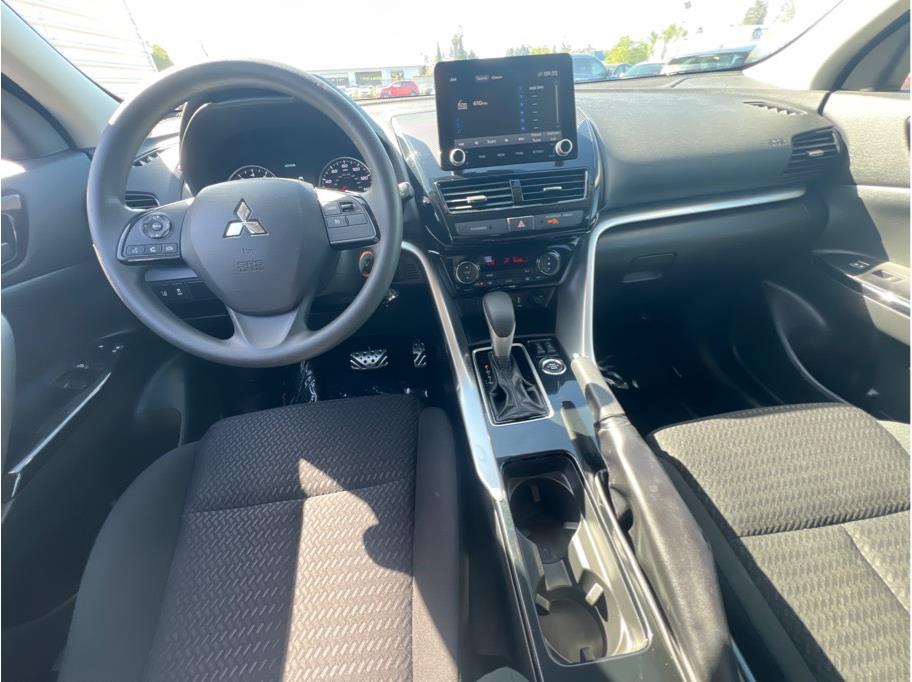 Vehicle image 12 of 25