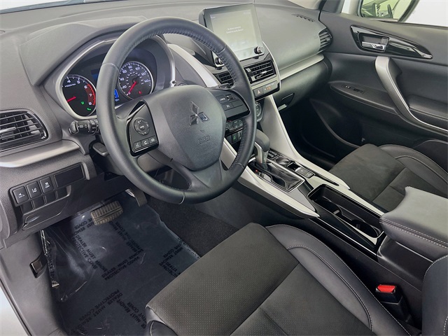 Vehicle image 11 of 33