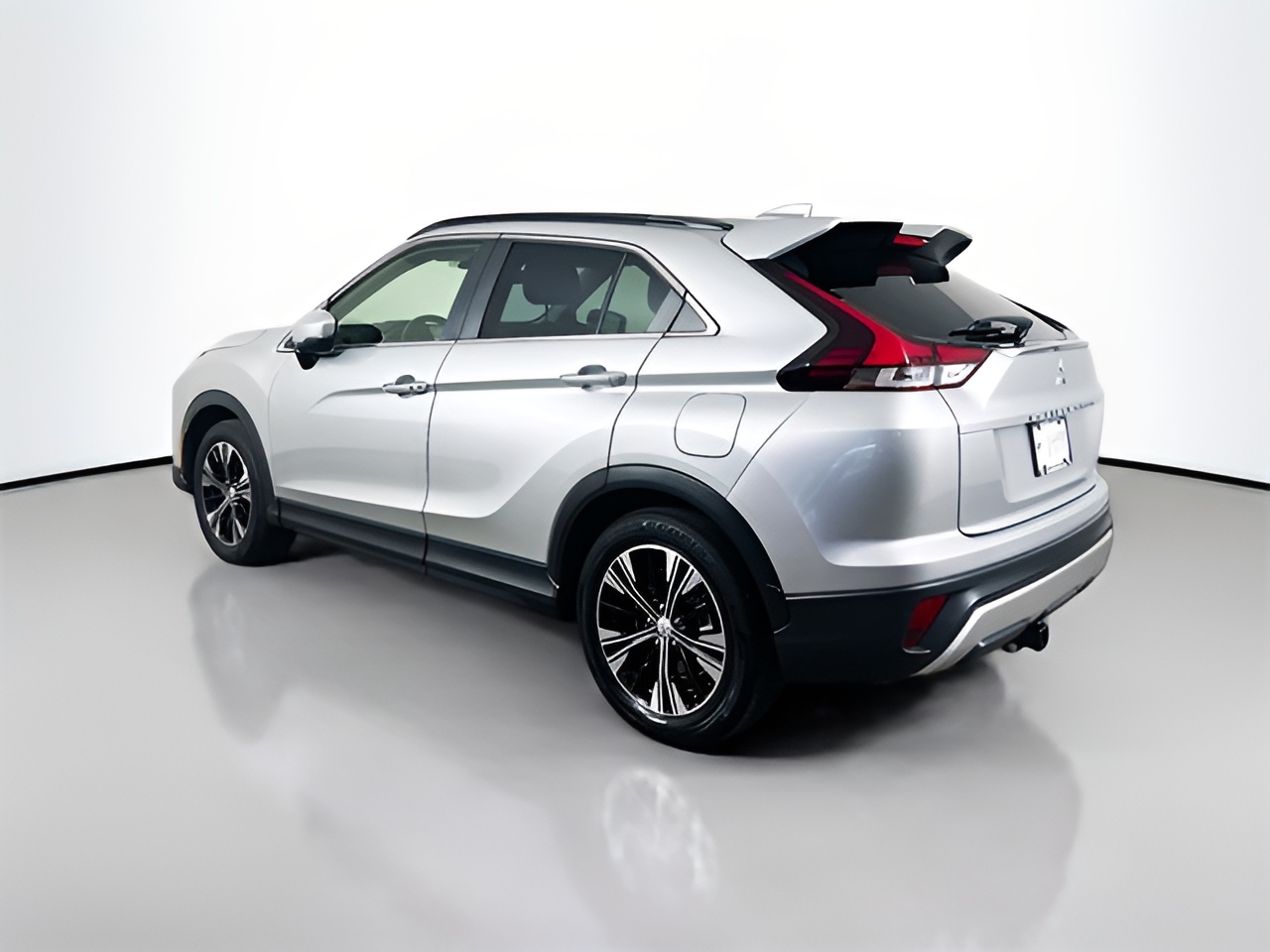 Vehicle image 32 of 33