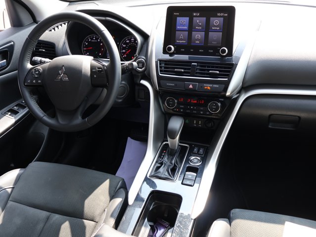 Vehicle image 16 of 44