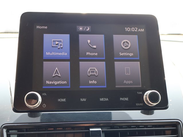 Vehicle image 25 of 44