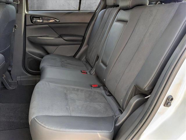 Vehicle image 18 of 24