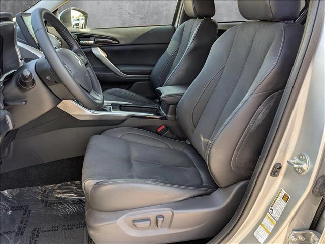 Vehicle image 16 of 24