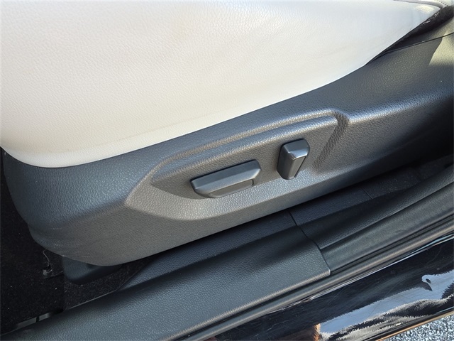 Vehicle image 24 of 24