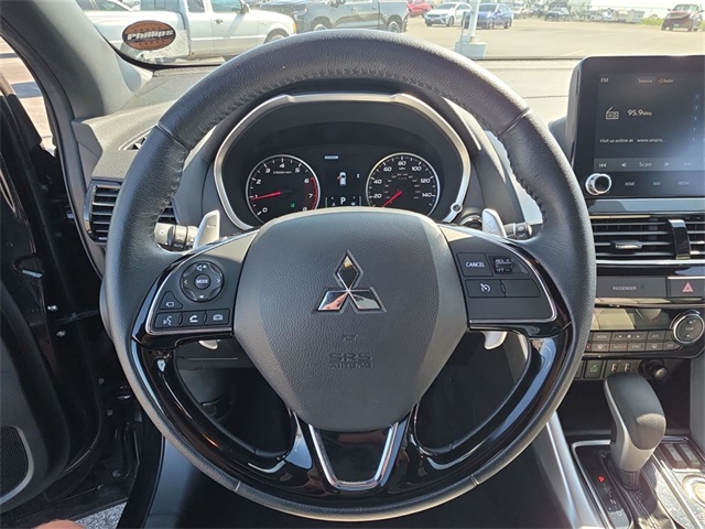 Vehicle image 22 of 24
