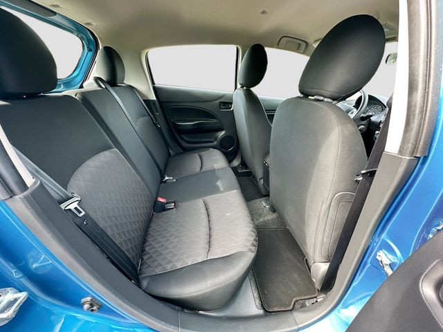 Vehicle image 13 of 32
