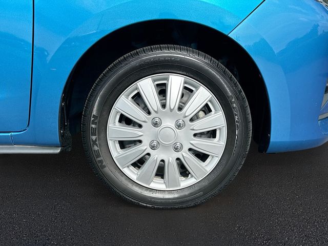 Vehicle image 9 of 32
