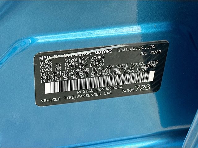 Vehicle image 27 of 32