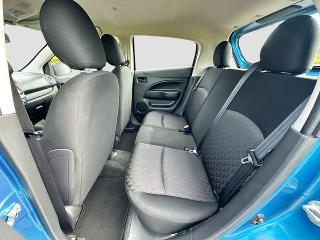 Vehicle image 12 of 32