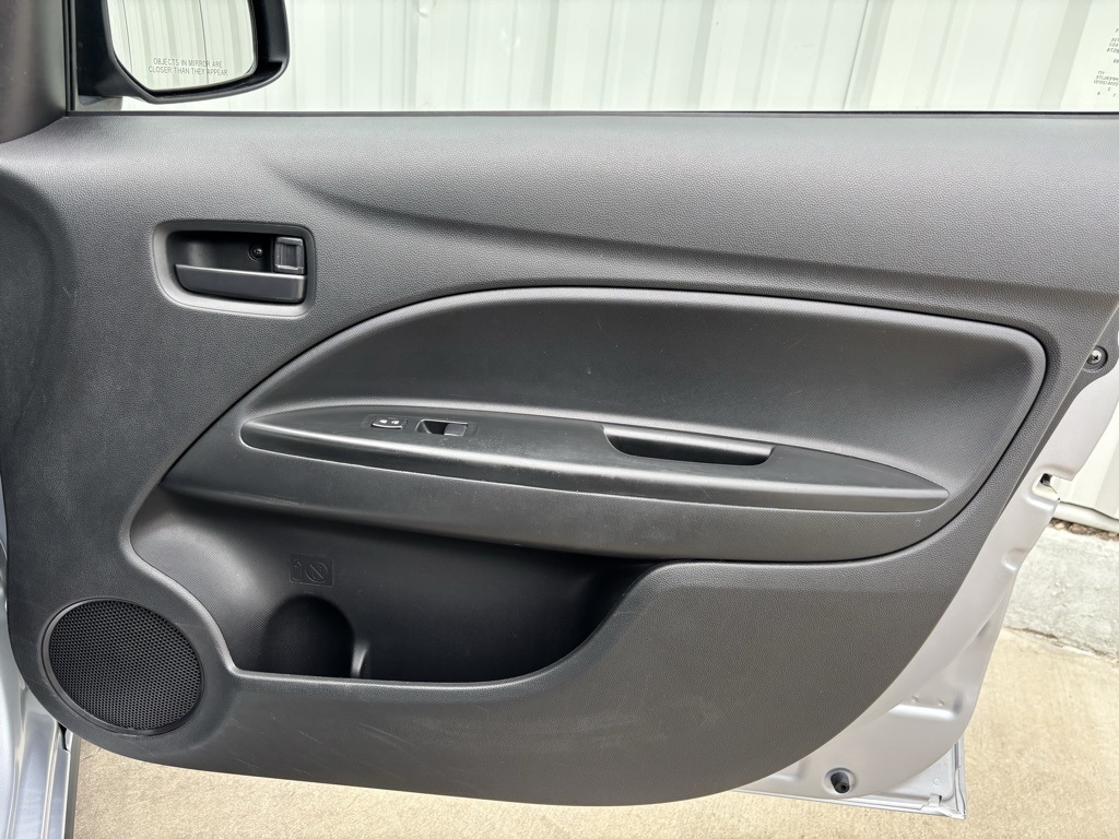 Vehicle image 34 of 36