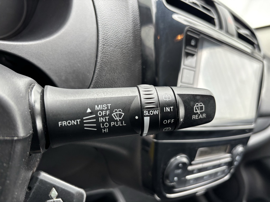 Vehicle image 21 of 36