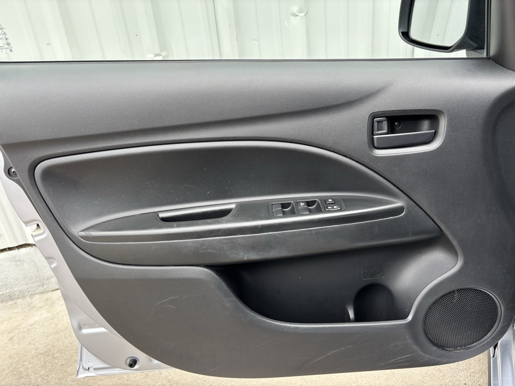 Vehicle image 13 of 36