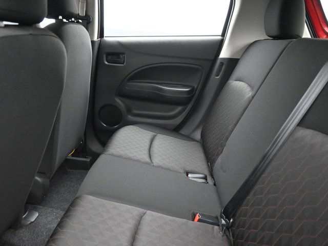 Vehicle image 31 of 46