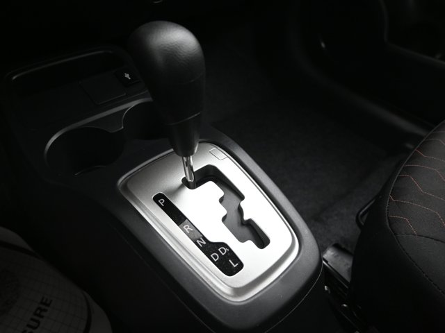 Vehicle image 43 of 46