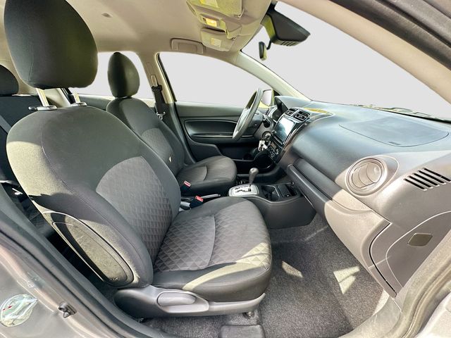 Vehicle image 14 of 32
