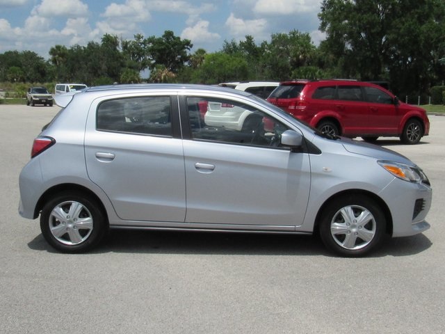 Vehicle image 7 of 39