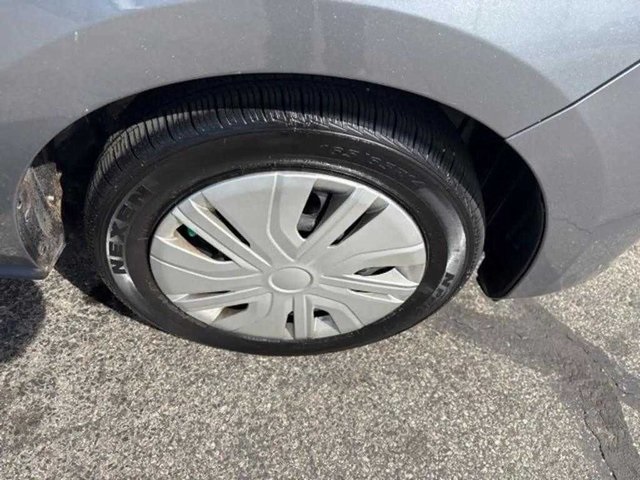 Vehicle image 15 of 15