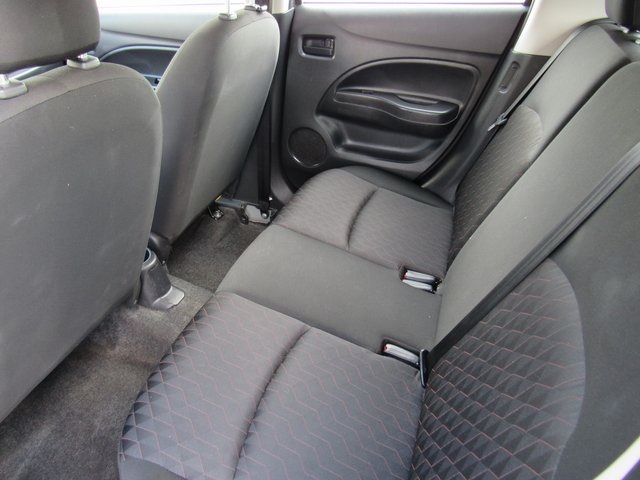 Vehicle image 16 of 39