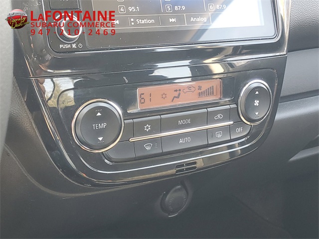 Vehicle image 19 of 28