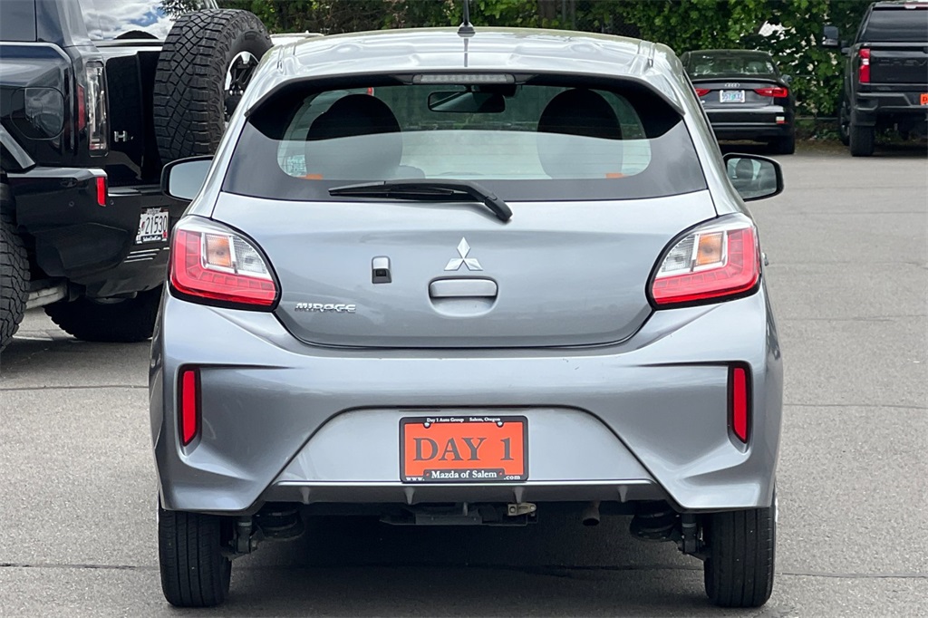 Vehicle image 7 of 32