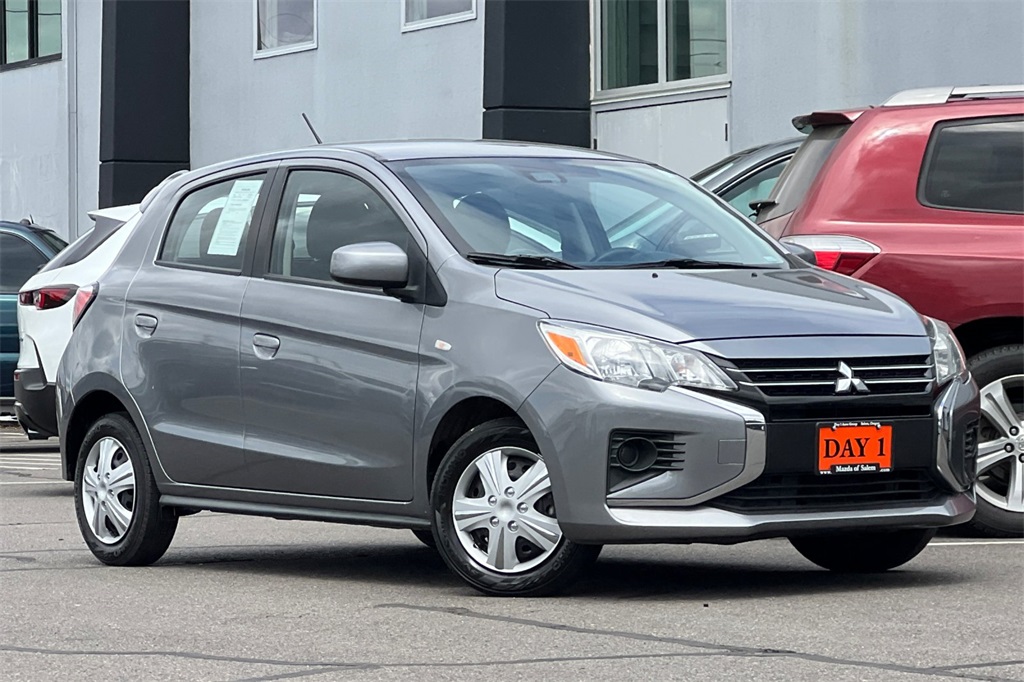 Vehicle image 3 of 32